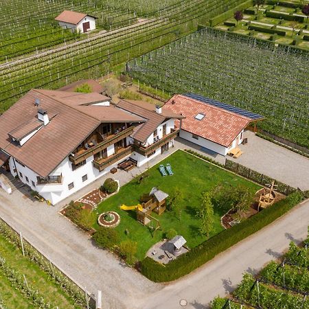 Kammerhof Apartment Birne Лана Екстериор снимка